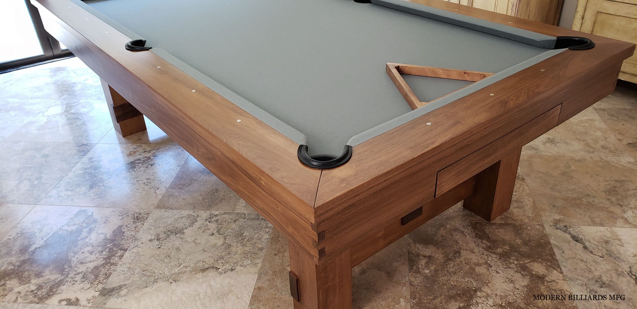 modern mapleleaf 4 modern pool tables, custom pool tables, modern billiards mfg