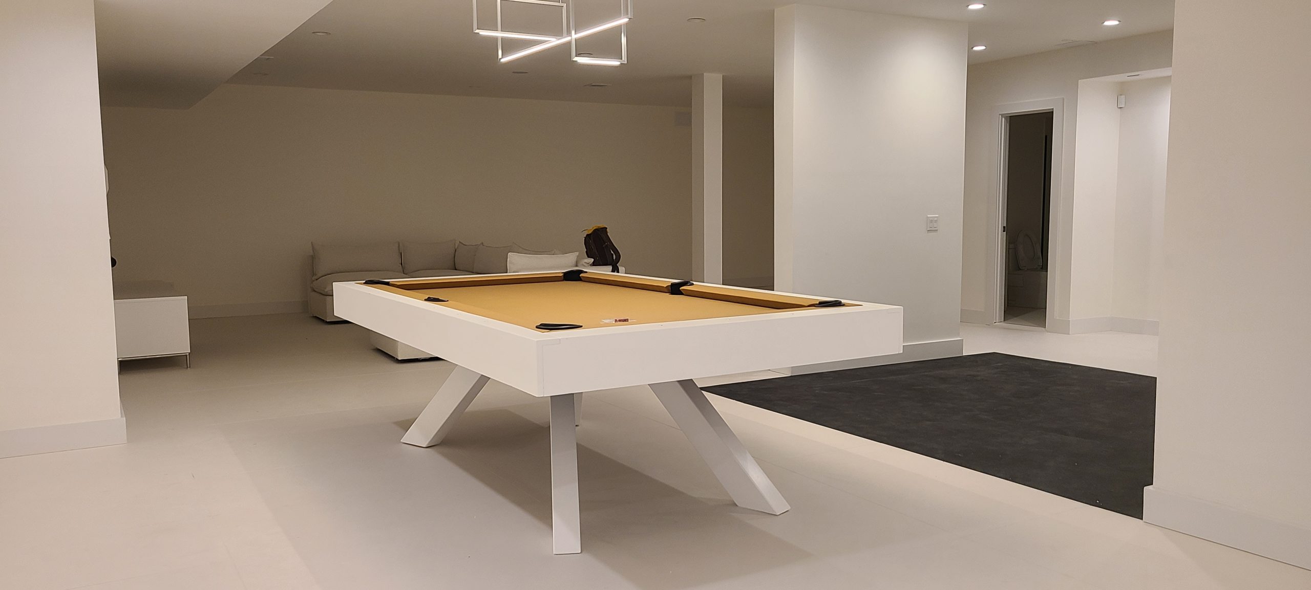 Modern Billiards MFG modern pool tables, custom pool tables, modern billiards mfg