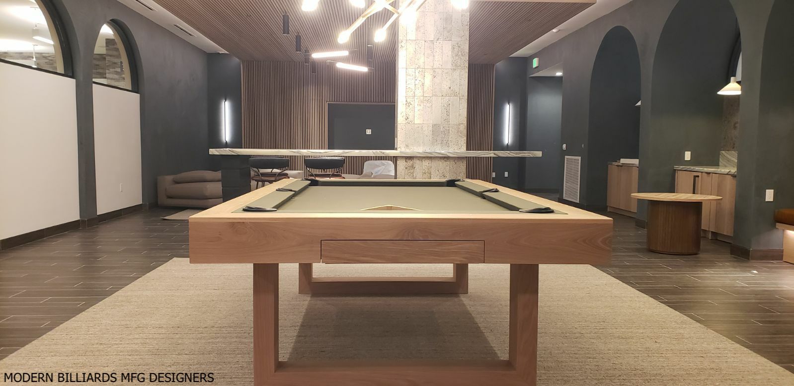 CONCIERGE WHITE OAK 2